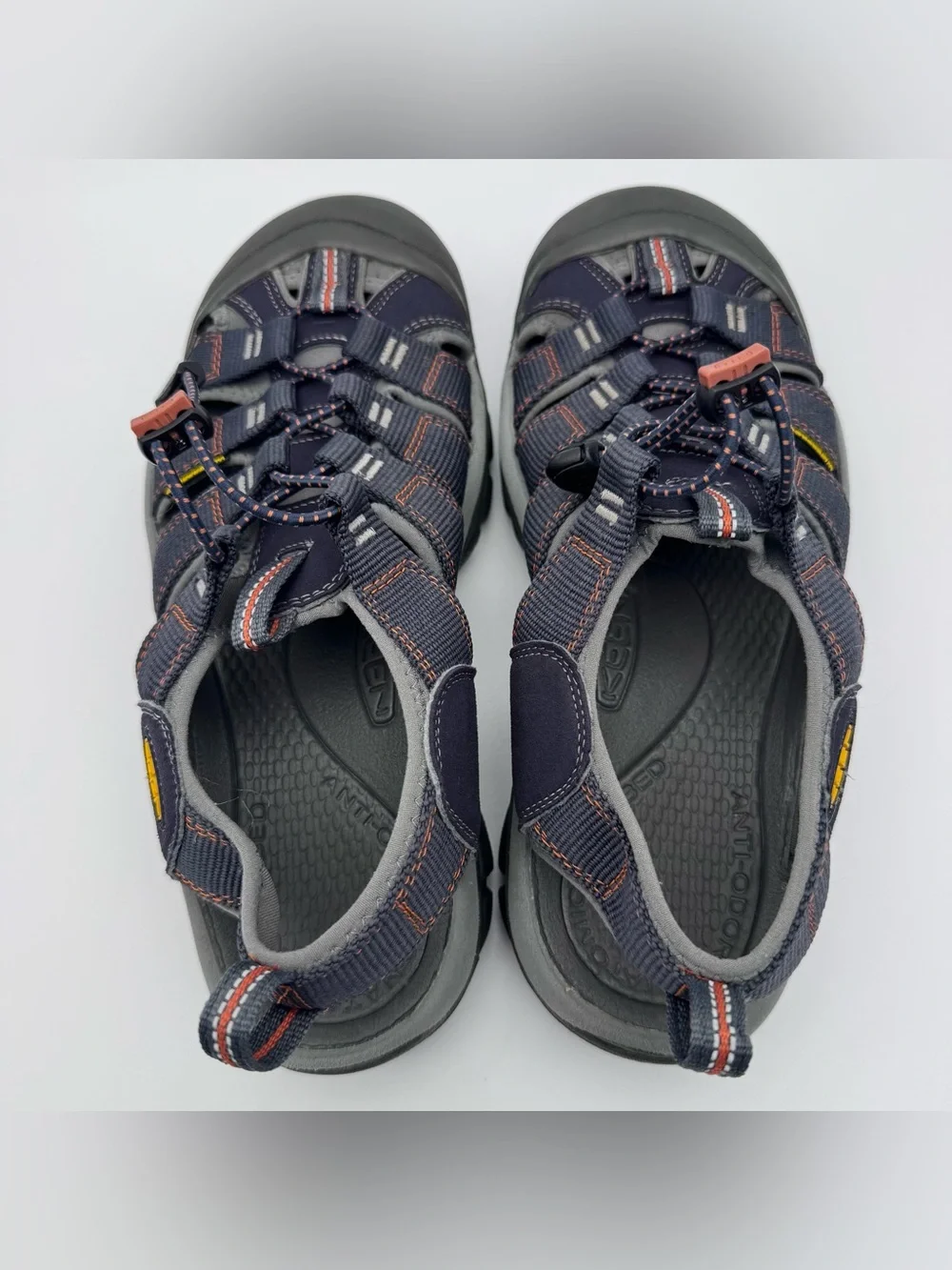 KEEN Newport H2 India Ink Rust Waterproof Hiking Sandals Men's Size 9